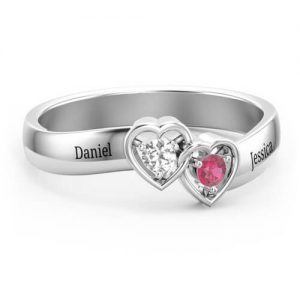 Anello a doppio cuore intrecciato