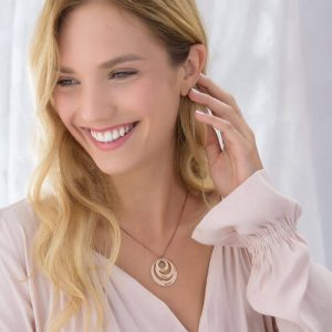 Collana a tre dischi con placcatura in oro rosa