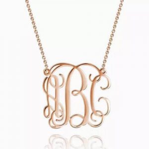 Collana grande monogramma placcata oro rosa