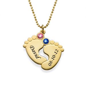 Collana personalizzata per piedi da bambino in placcatura in oro