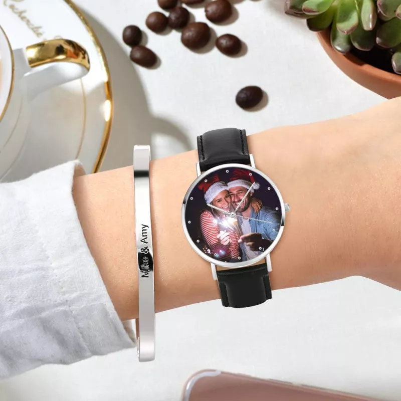 Orologio da donna con cinturino in pelle nera