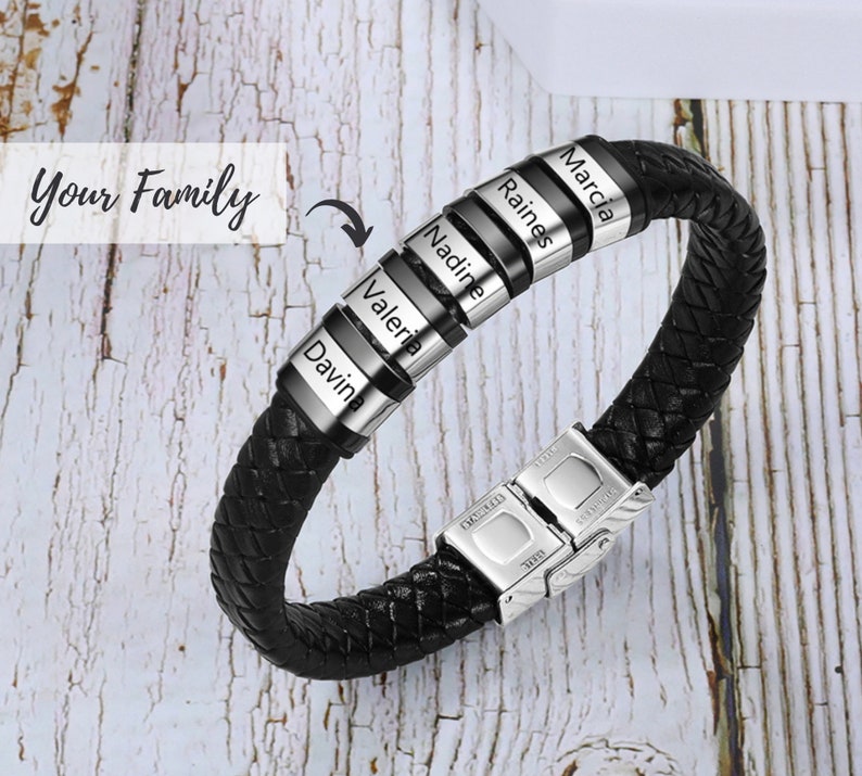 Classic handmade custom luxury leather black men's bracelet engraved with family member's name - immagine 3