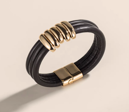 Luxurious and stylish cowhide bracelet for women - immagine 9