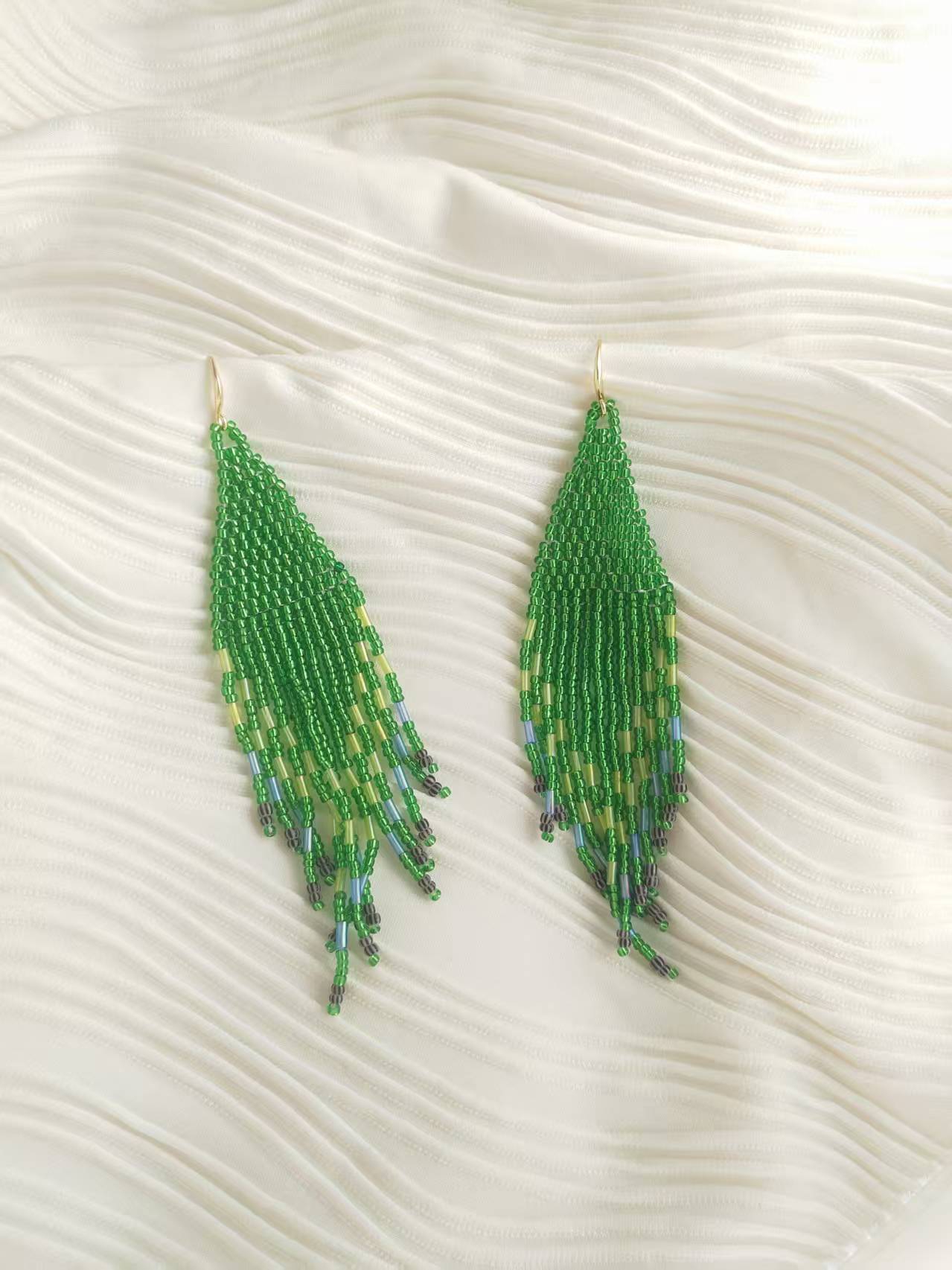 Handmade Bohemian-style beaded earrings, the perfect jewelry gift for women - Image 6