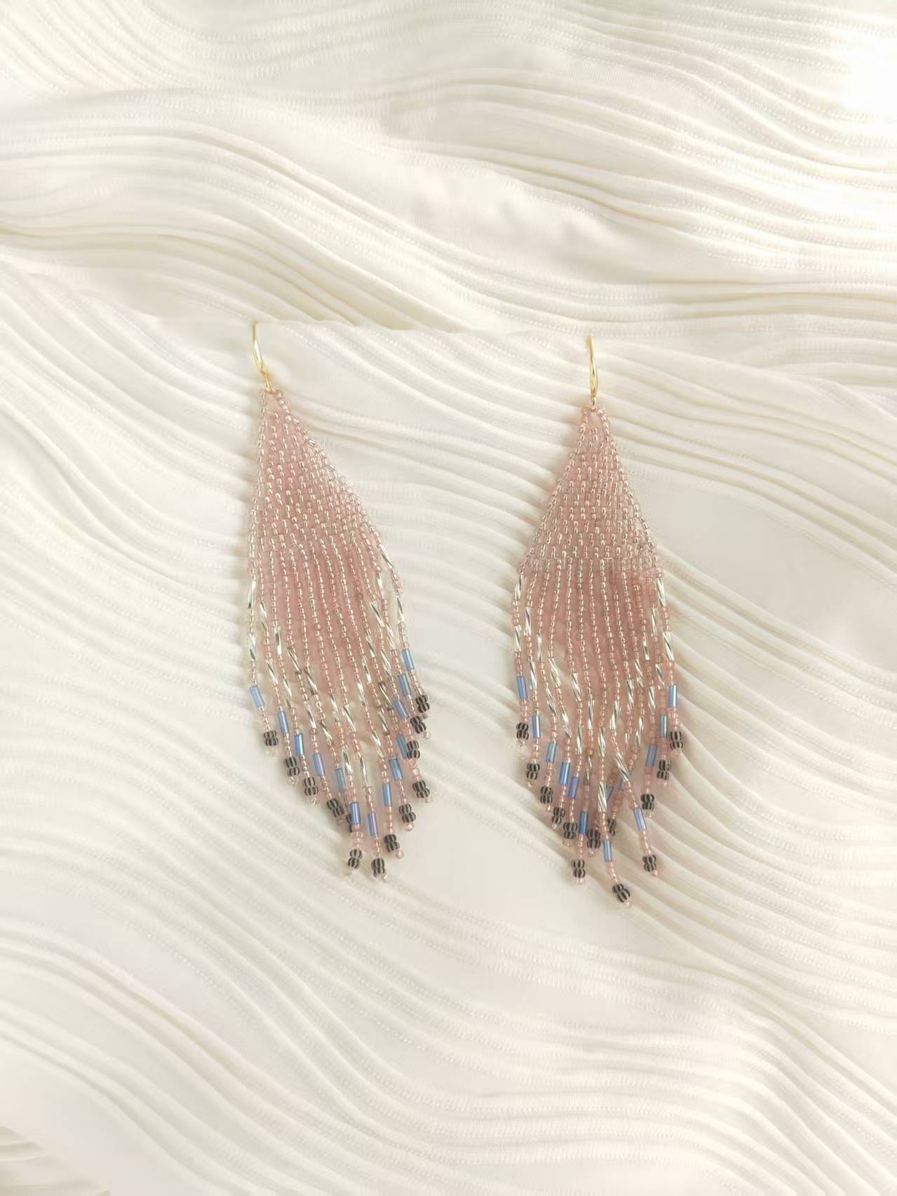 Handmade Bohemian-style beaded earrings, the perfect jewelry gift for women - Image 7
